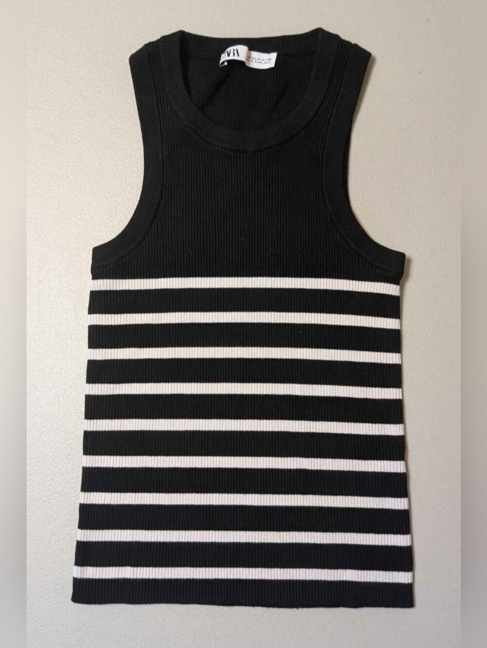 Zara medium black and white tank top